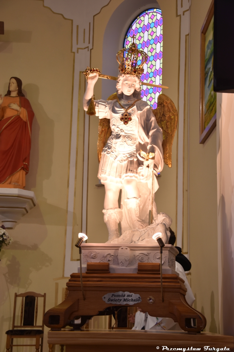 Peregrynacją Figury św. Michała Archanioła z Cudownej Groty Objawień na Gargano